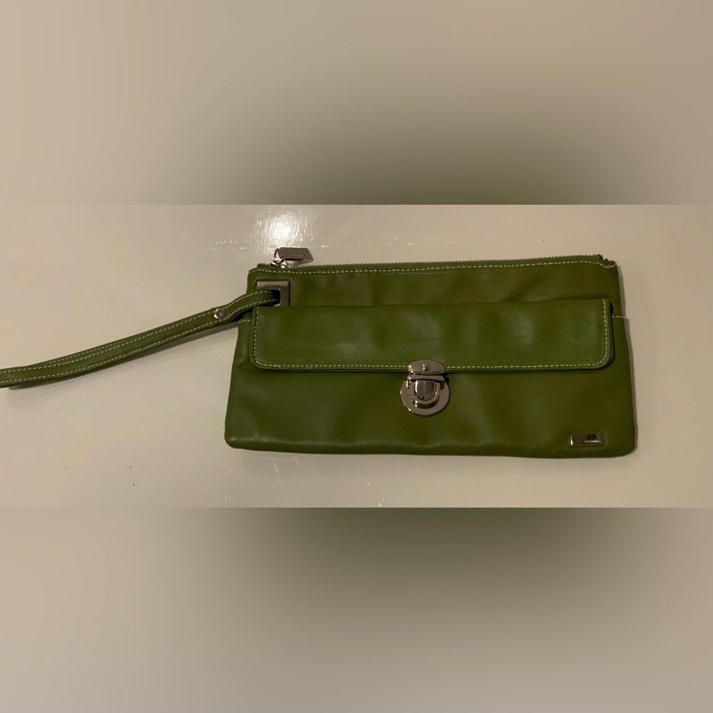Perlina Green Leather Clutch Wristlet Bag Purse, Blue Lining, 10” x 5” Like New.